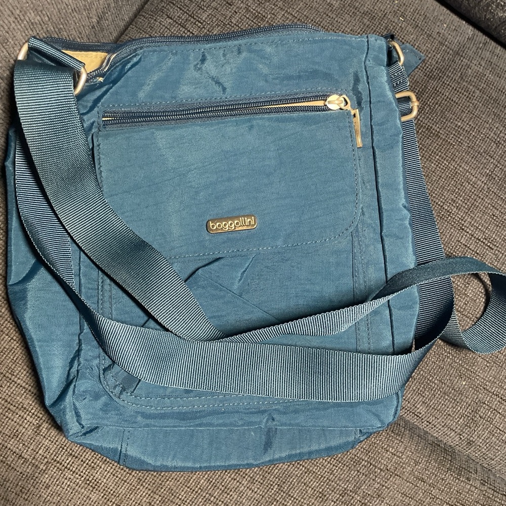 Baggallini Teal Messenger Bag